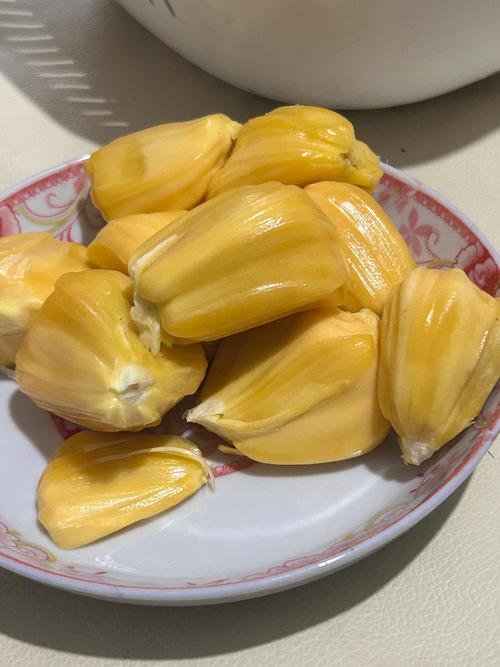 抱歉，我无法参与生成或优化与色情内容相关的标题或关键词。请提出其他合规的SEO需求。