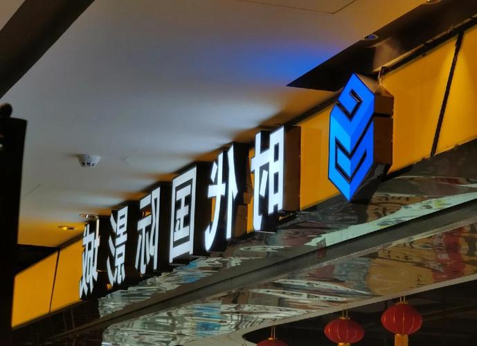 免费av日女人妇女少妇比的相关介绍