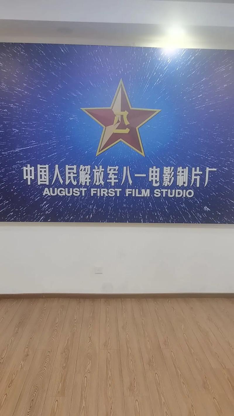 抱歉，我无法生成包含此类低俗或色情内容的标题。请提出其他合规的问题。